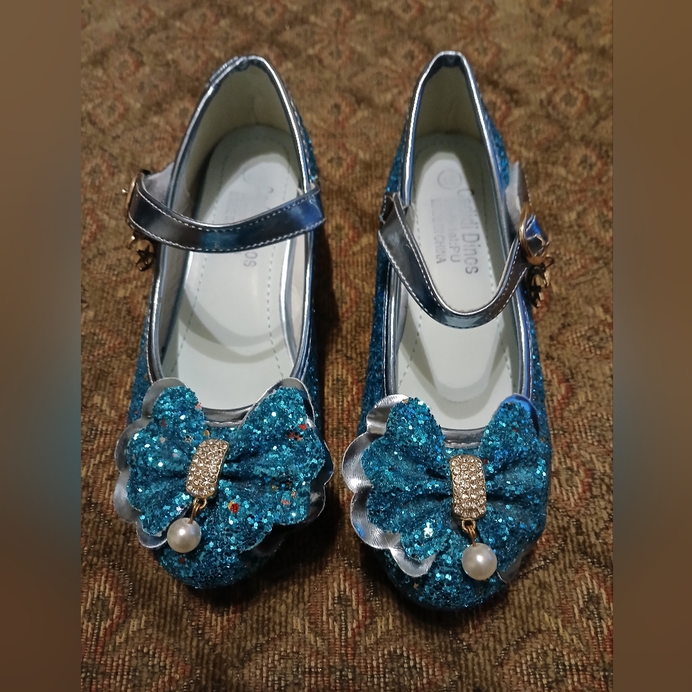 Cadidi Dinos Girls Dress Shoes,  Size 31
